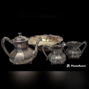 Vintage Reed & Barton Tea Set Victorian Antique Silverplate 3 Piece & Fruit Bowl